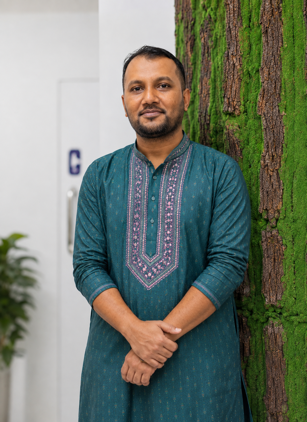 Dr. Md. Rakiz Khan, best orthopedic surgeon in Dhaka